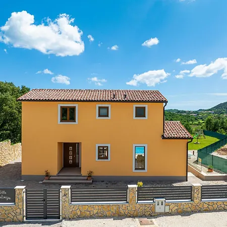 Villa Ana Lucija Labin (Istria)