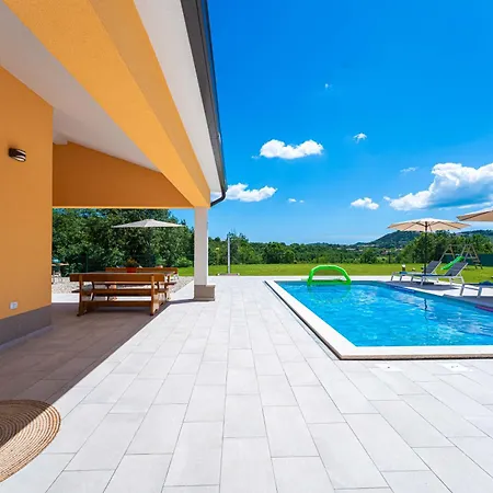 Ana Lucija Villa Labin (Istria)