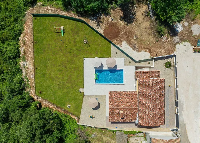 Willa Ana Lucija Labin (Istria)