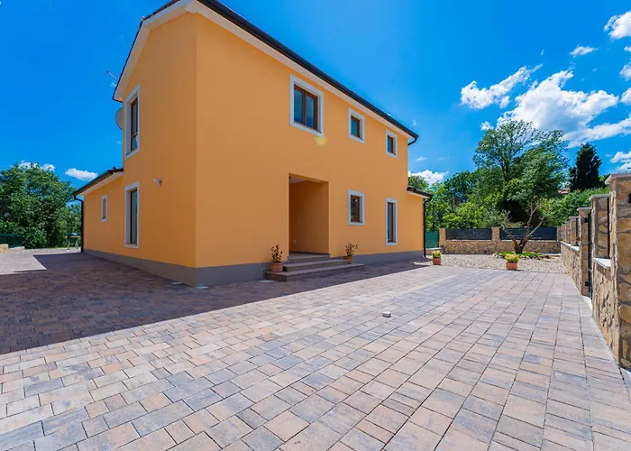 Ana Lucija Willa Labin (Istria)